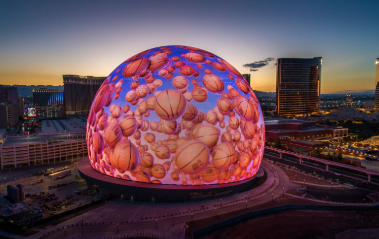 The biggest LED projects in Las Vegas, and what they teach anyone planning the next one